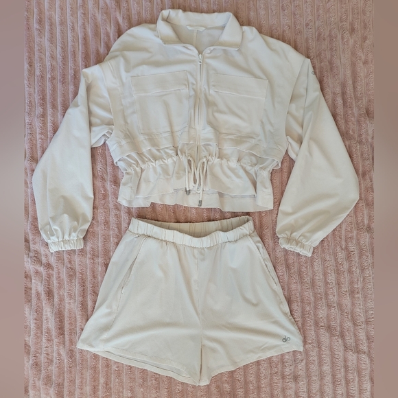 ALO Yoga Ready Set Jacket and Shorts Set Ivory - Picture 3 of 13